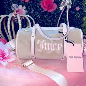 🩷🍒FLASH SALE Juicy couture queen of everything mini barrel bag
